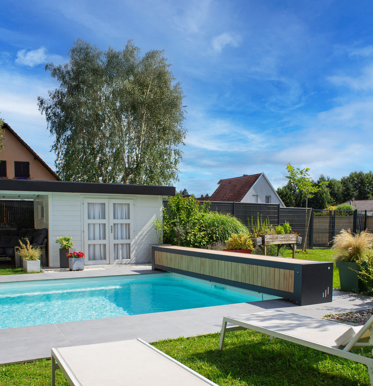 ROLL’TOP 300+ – Bank am Beckenrand, optionale Holzoptik