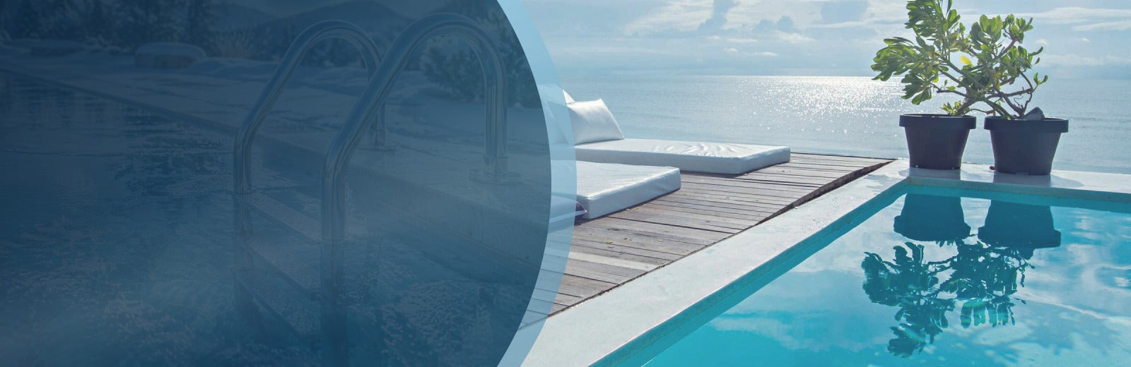 Pool-Komplettsets von Austropool, Pool mit Holzterrasse und blauer Wasserstruktur